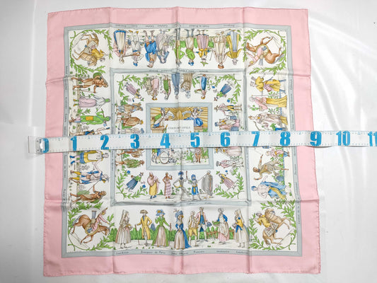 HERMES Carre COSTUMES CIVILS ACTUELS Scarf without tag