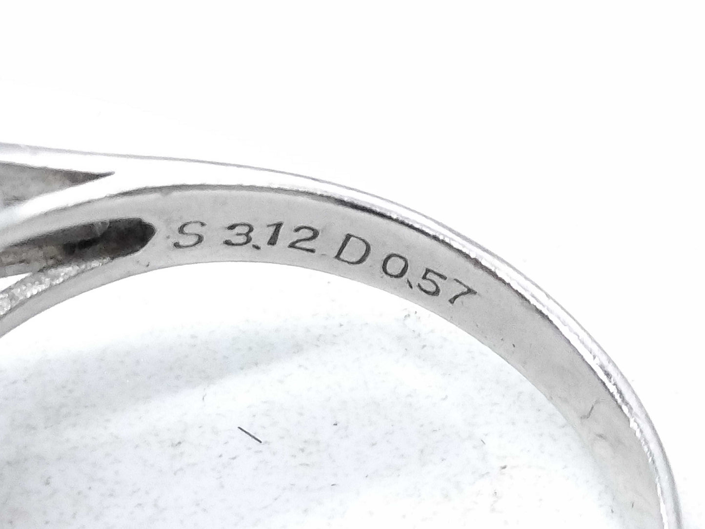 Stainless steel 3.12ct diamond, 0.57ct diamond, Pt900, 6.8g ring