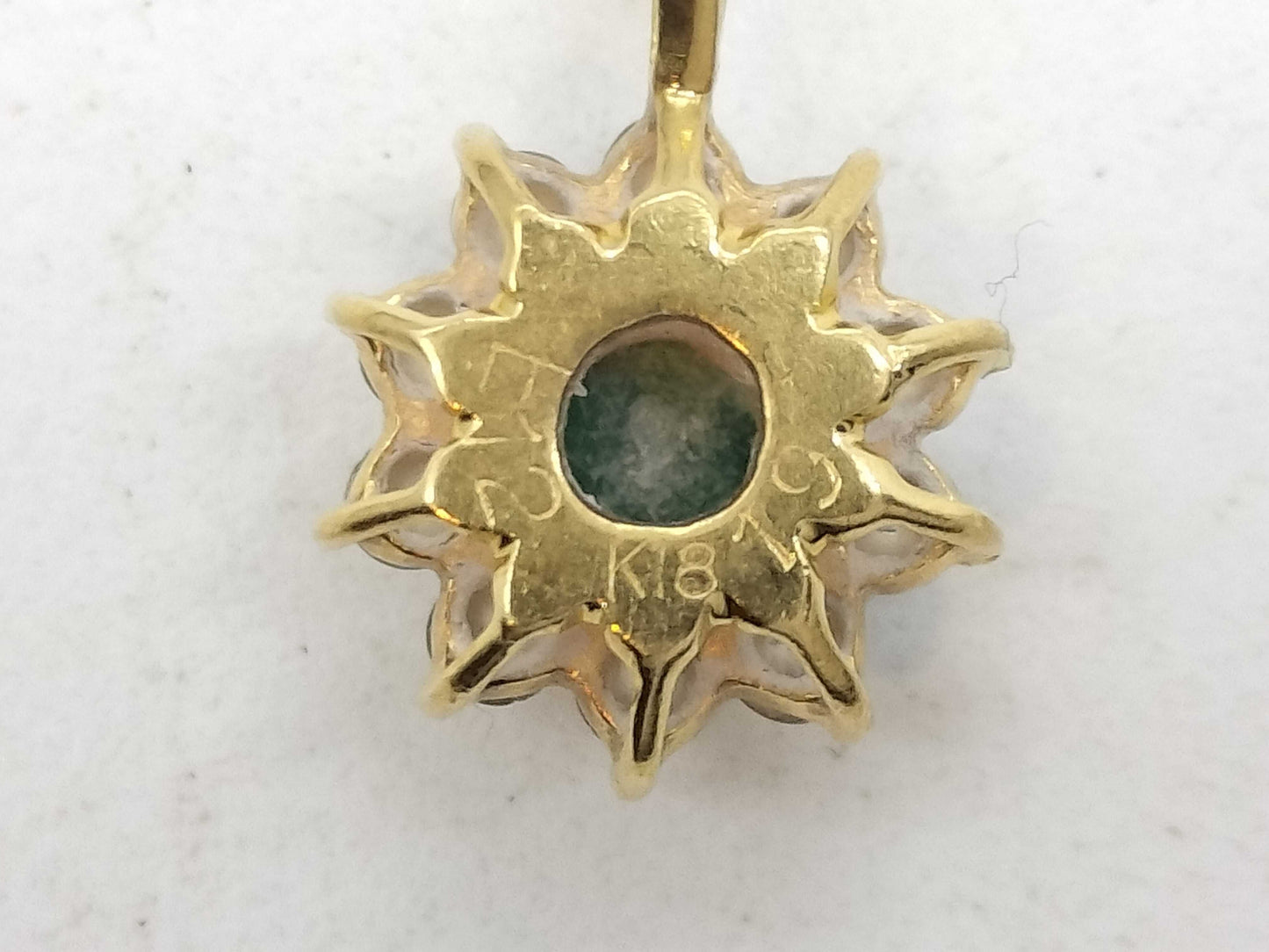 E0.12ct D0.19ct K18 0.8g Pendant Top