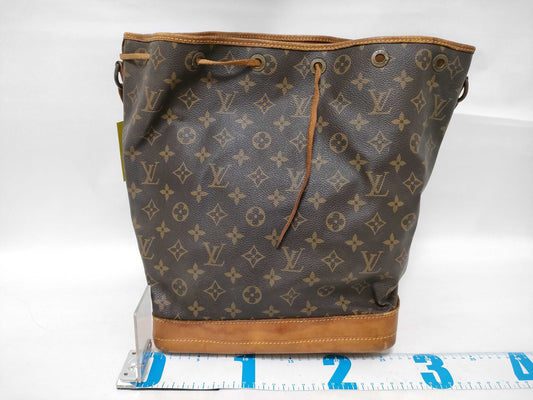 LOUIS VUITTON Monogram M42224 Noe Shoulder Bag