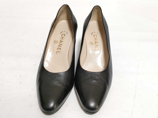 CHANEL Caviar Skin Pumps