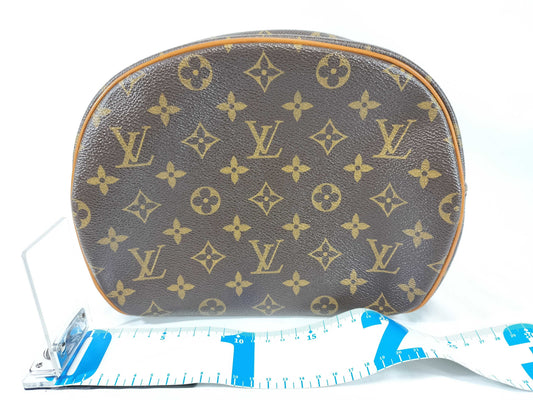 LOUIS VUITTON Monogram M51221 Blower Shoulder Bag