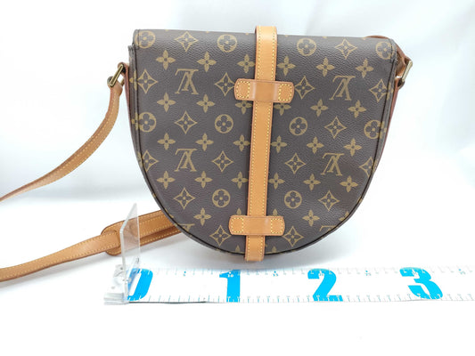 LOUIS VUITTON Monogram M51232 Chantilly GM Shoulder Bag