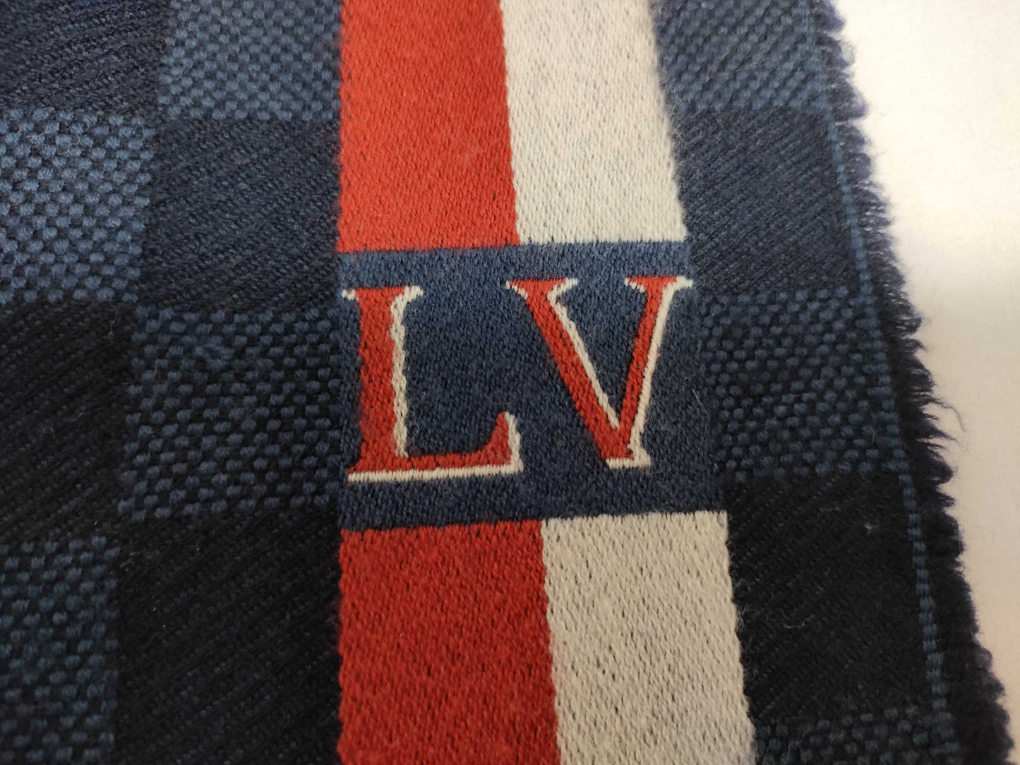 LOUIS VUITTON Damier Echarpe Message LV Stripe Muffler