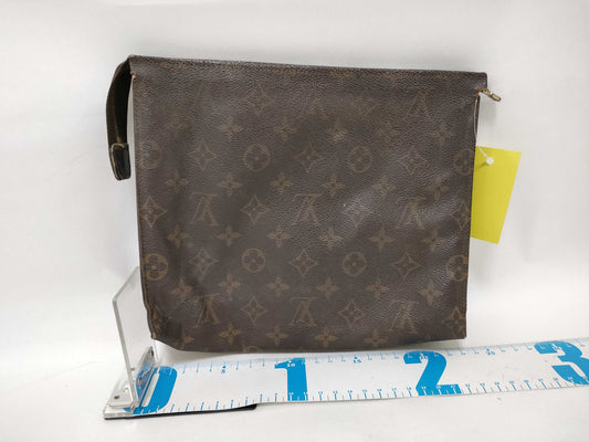 LOUIS VUITTON Monogram M47542 Posh Toilette Other Accessories