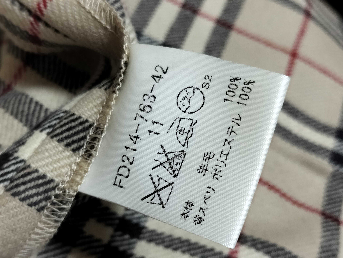 BURBERRY London Half Trench Coat Coat