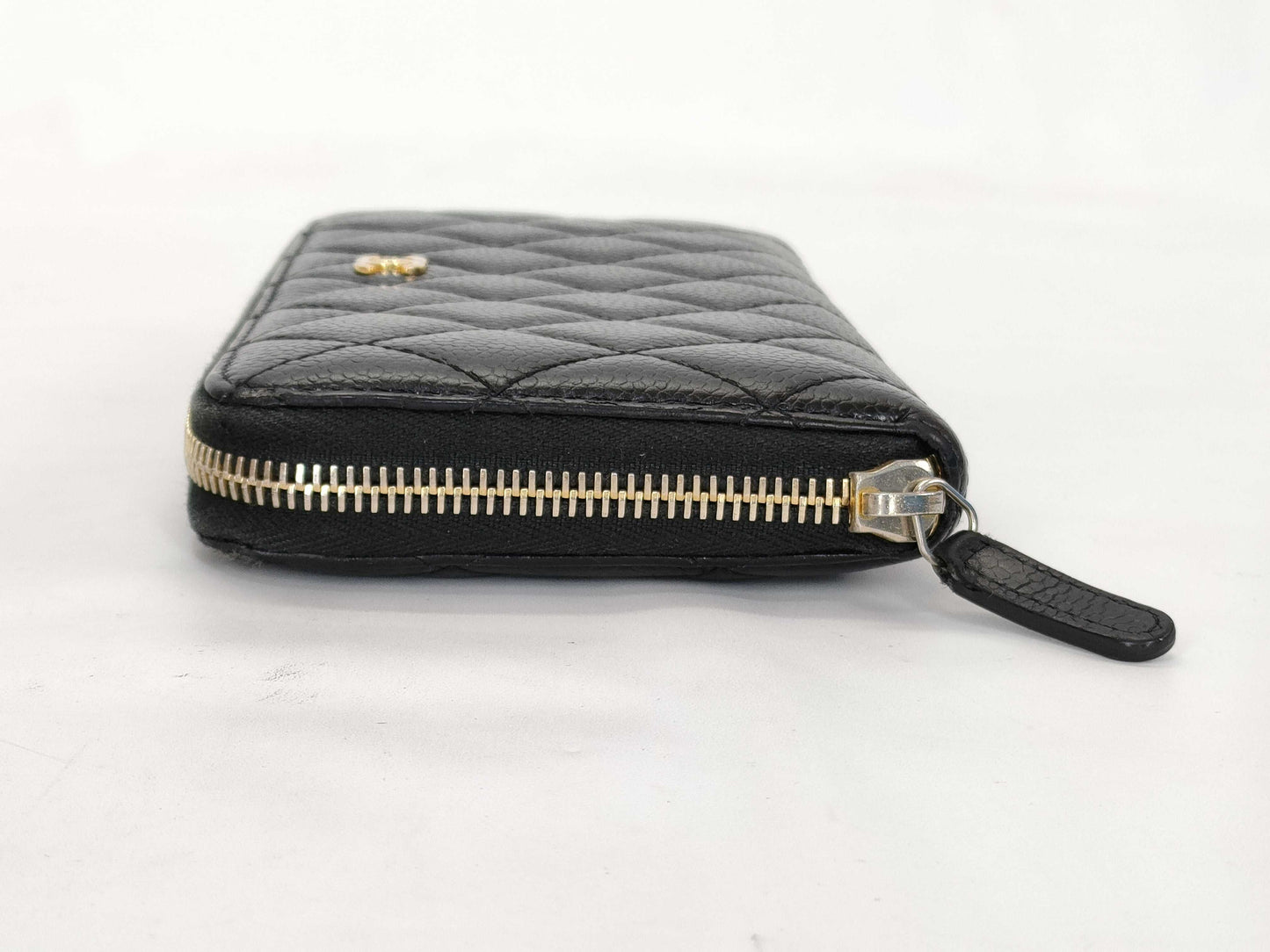 CHANEL Caviar Skin Matelasse Caviar Skin Round Zip Wallet
