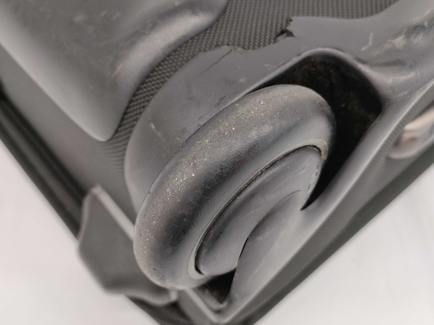 TUMI Nylon Canvas Suitcase Carry Bag