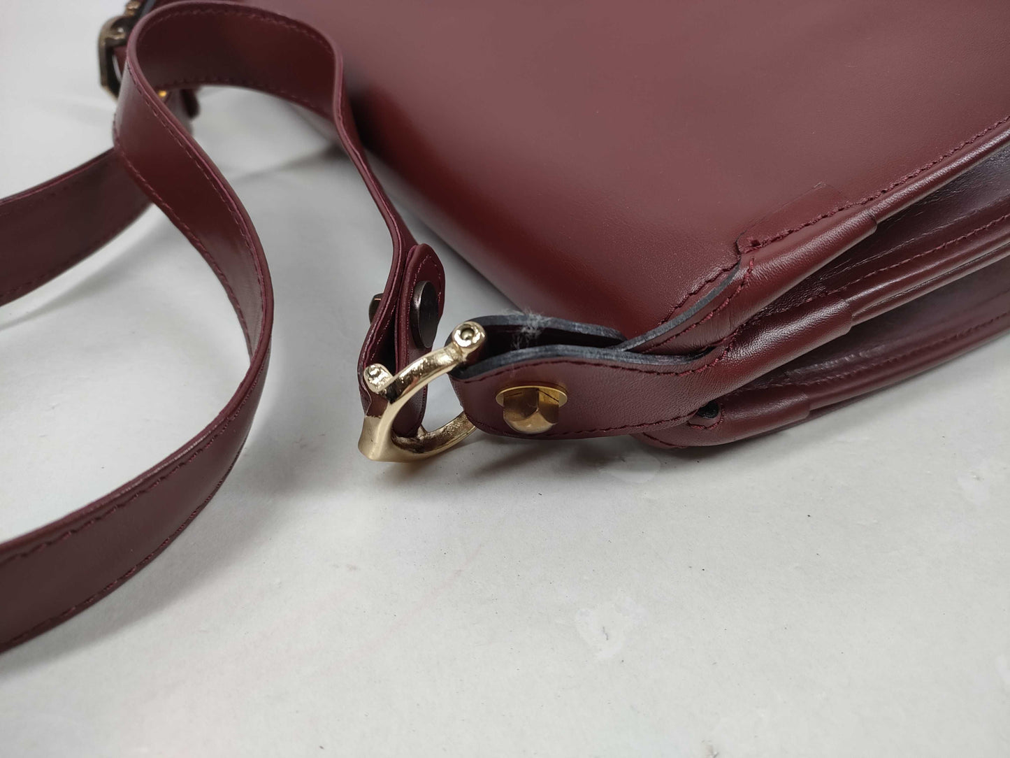 Cartier Must Shoulder Bag