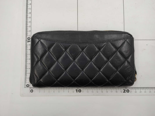 CHANEL Calf Mato Round Wallet Wallet