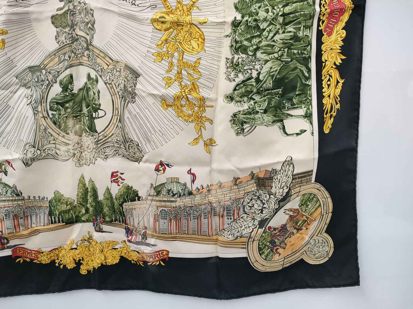 HERMES Carre SANSSOUCY Scarf