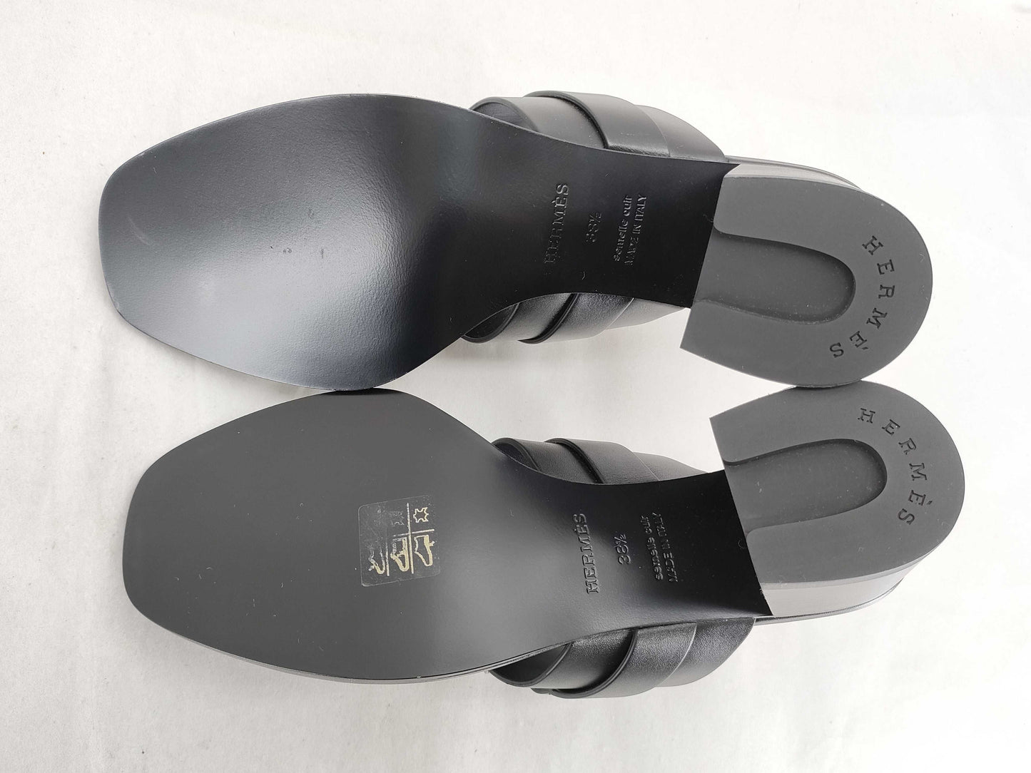 HERMES Cute Chaine d'Ancre Black Mules