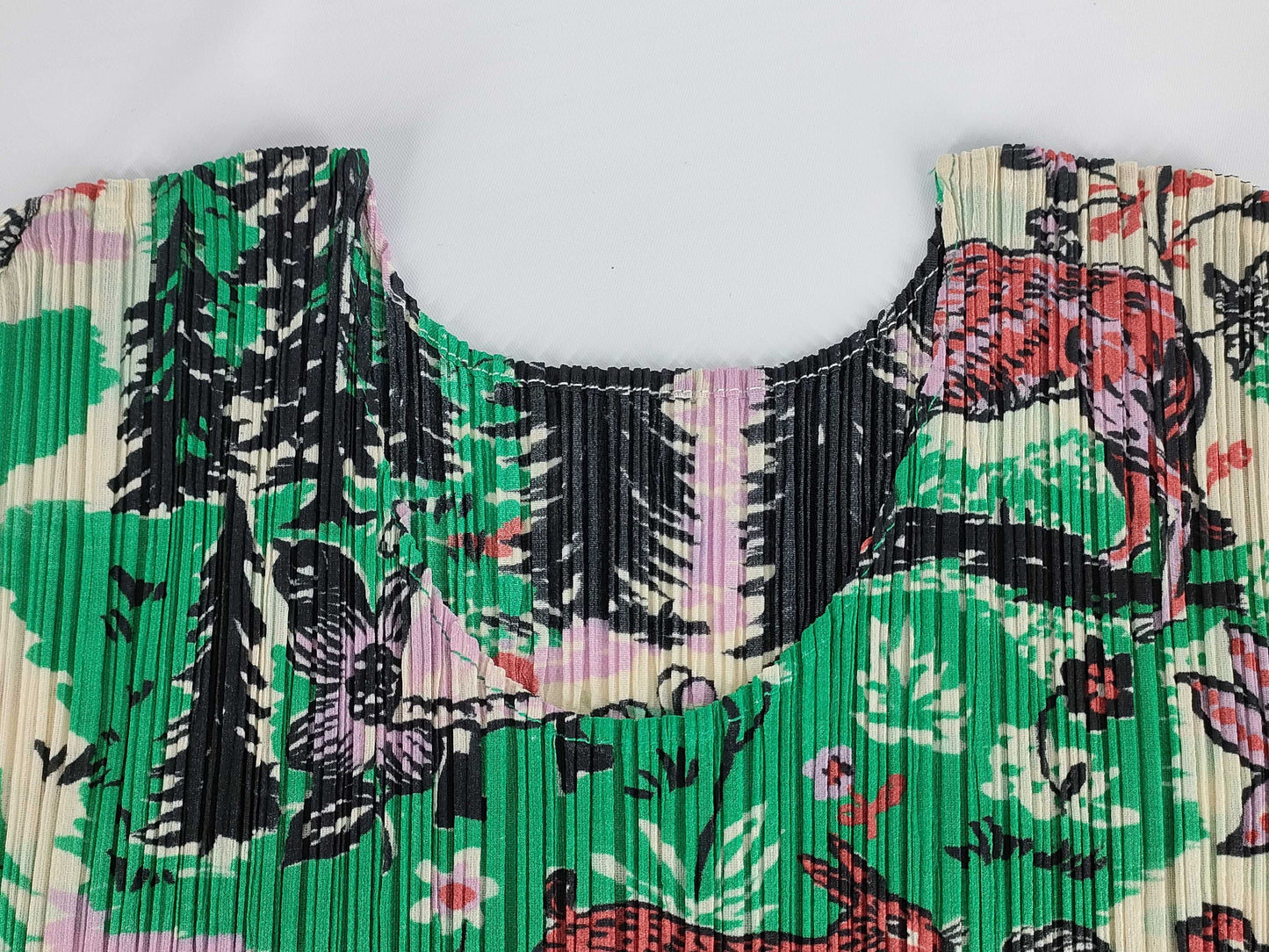 ISSEY MIYAKE Pleats Please/Animal Print Top