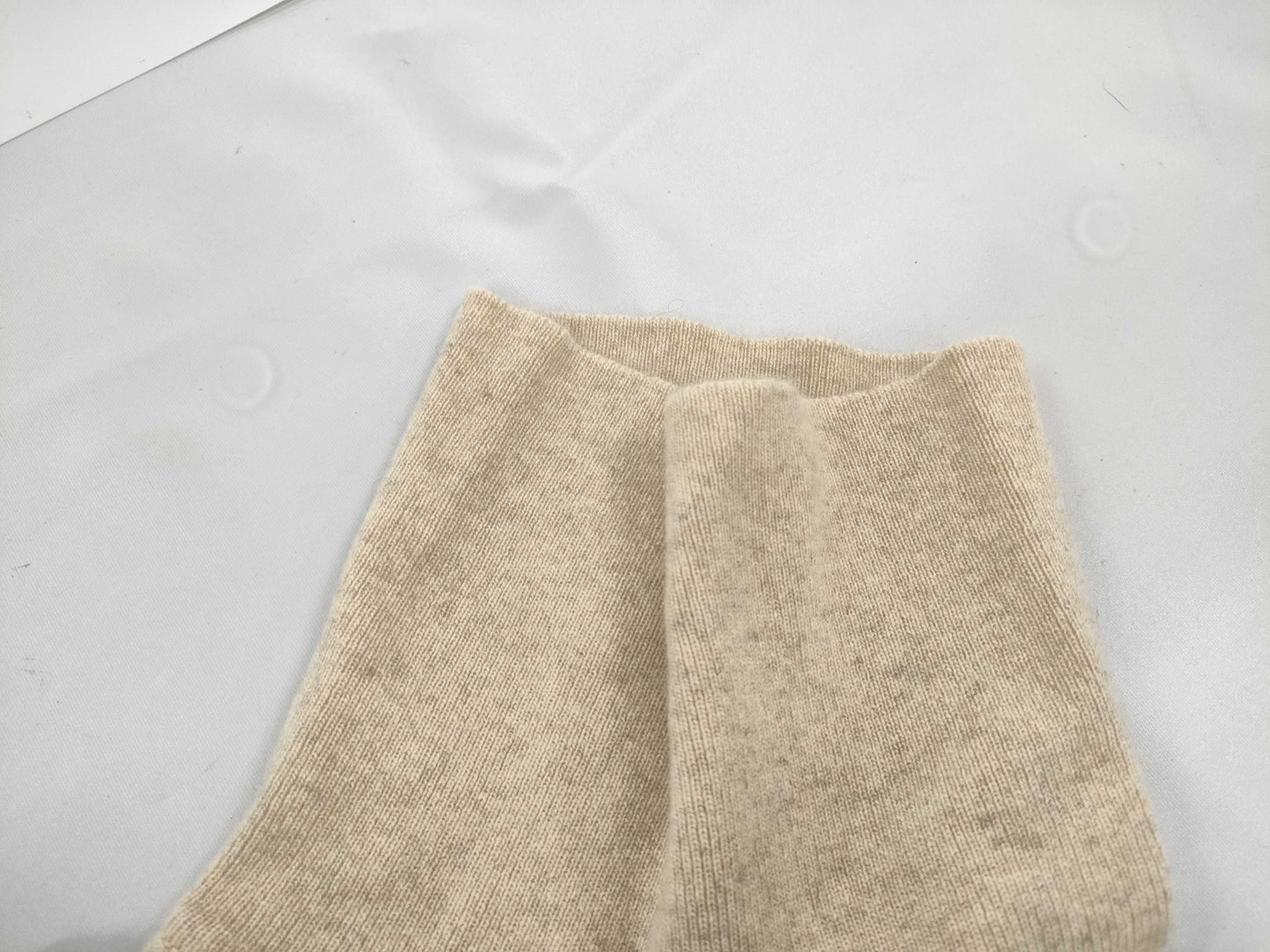 HERMES Cashmere Sleeveless Turtleneck Top