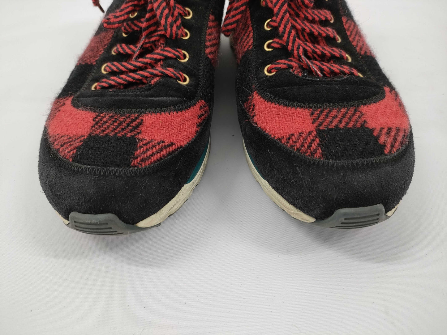 CHANEL tweed sneakers