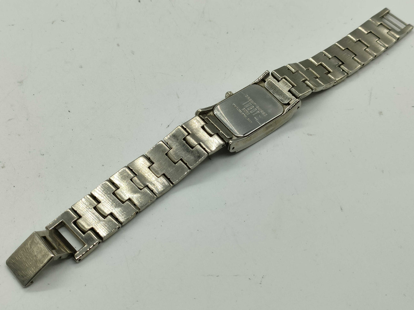 Credit Suisse FINR SV 5g Women's Watch