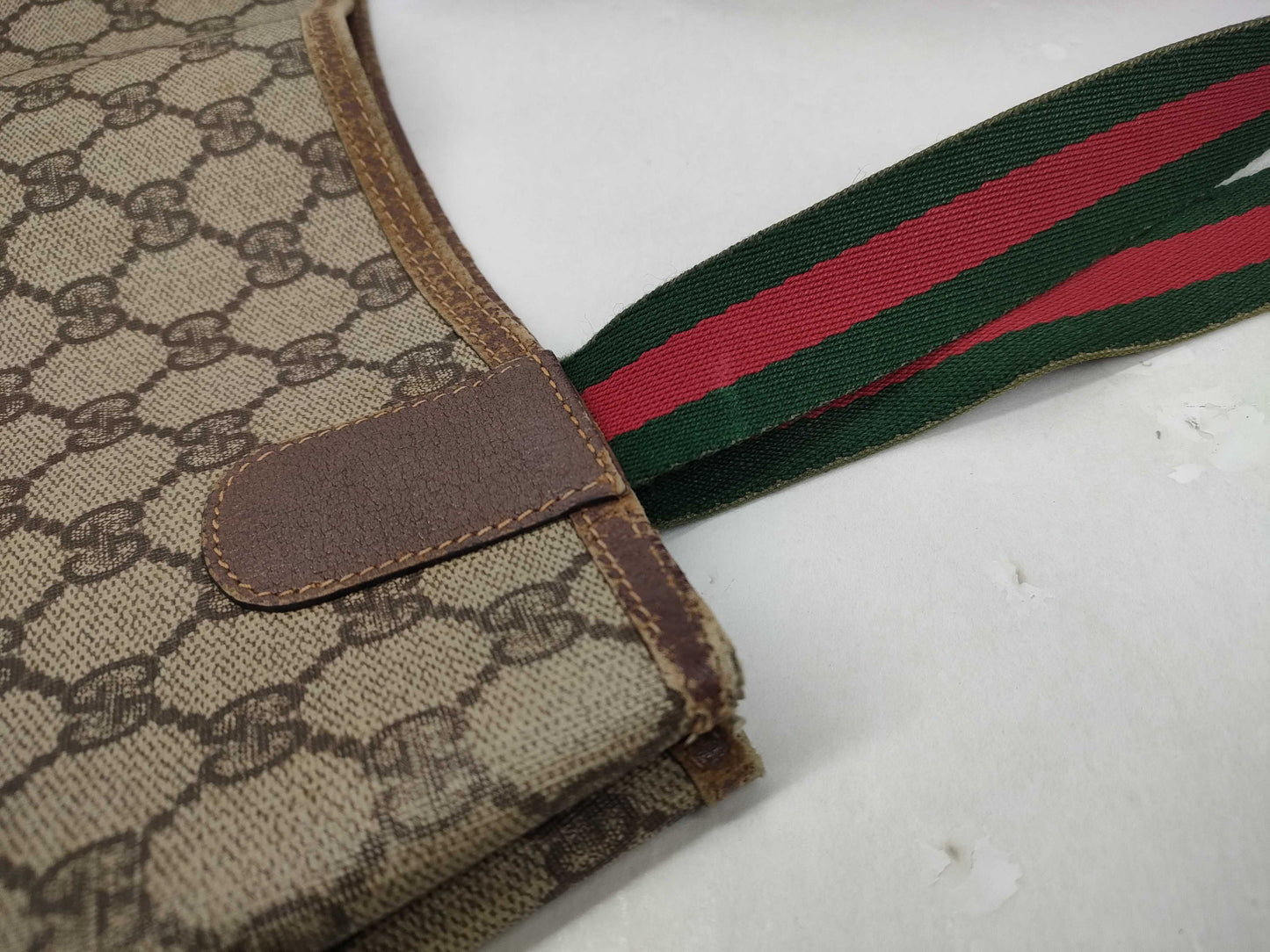 GUCCI GG Supreme PVC/Shelly/Tote Tote Bag