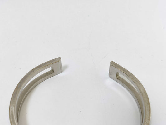 Salvatore Ferragamo Gancini Bangle in Silver