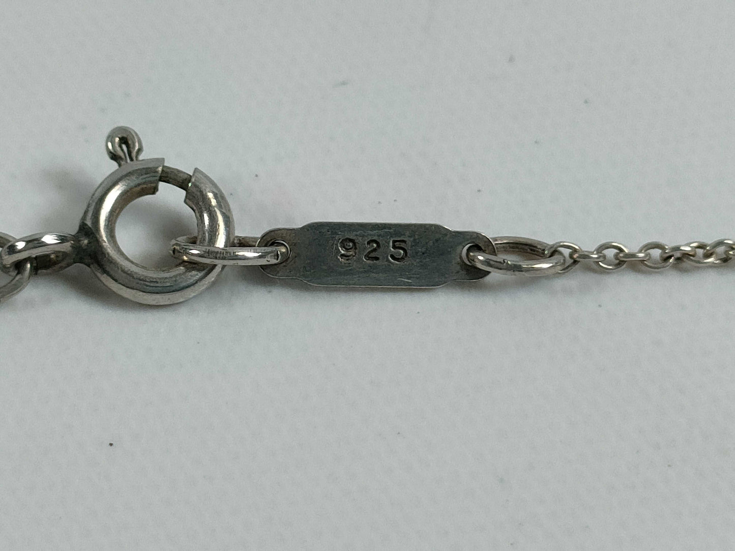 Tiffany & Co. Ribbon SV925 2.6g Necklace