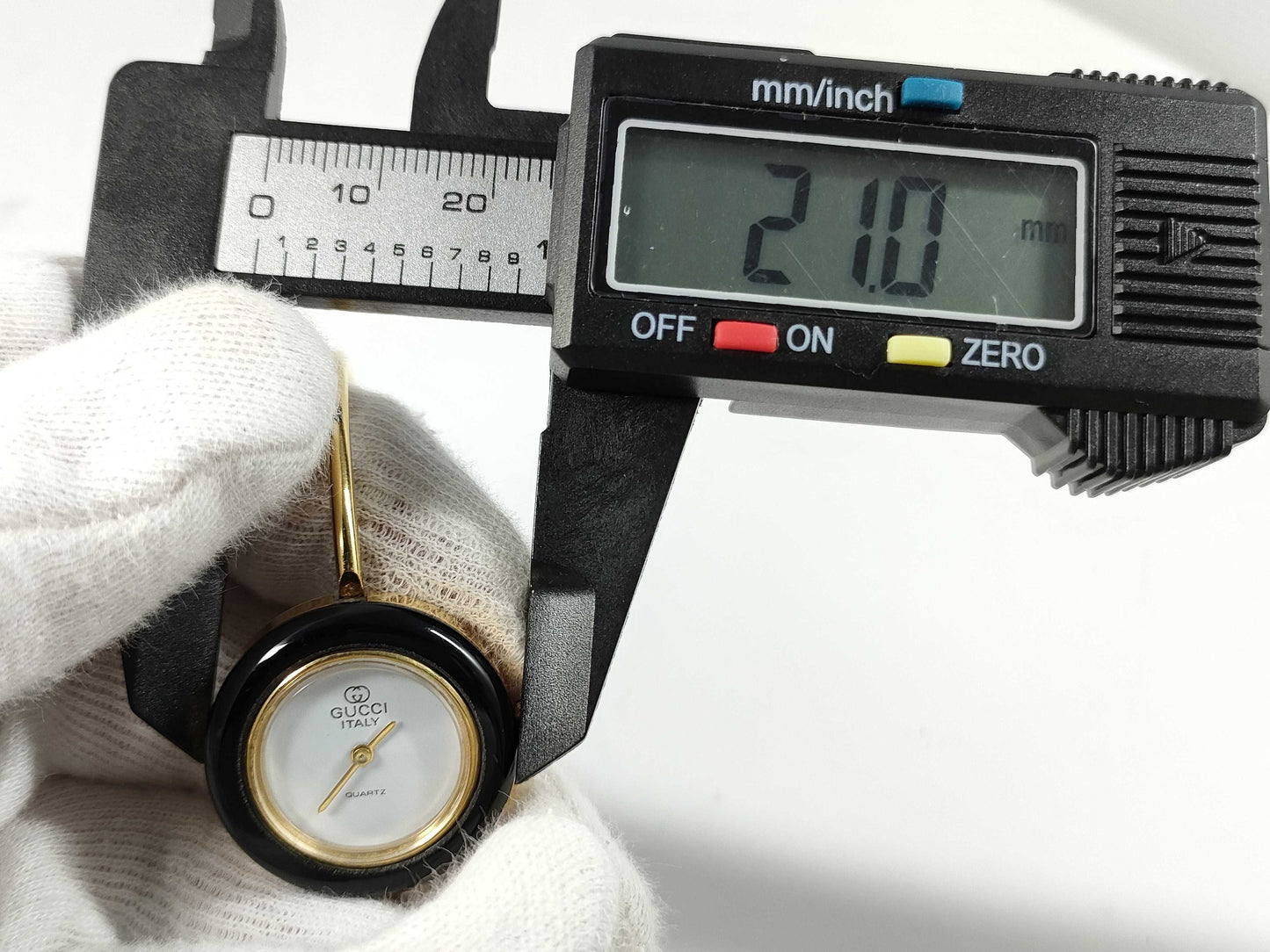 GUCCI Vintage Change Bezel Women's Watch, Unmoving