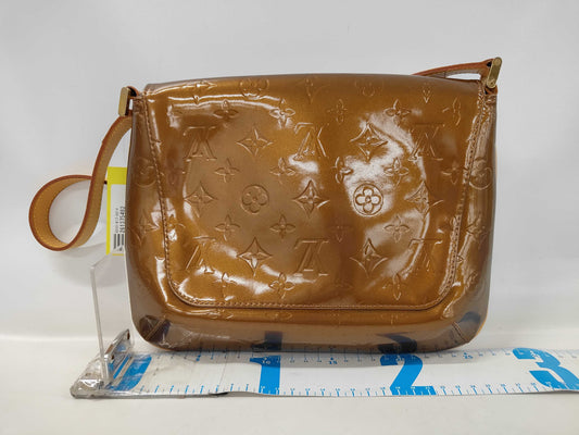 LOUIS VUITTON Vernis Thompson Street Handbag