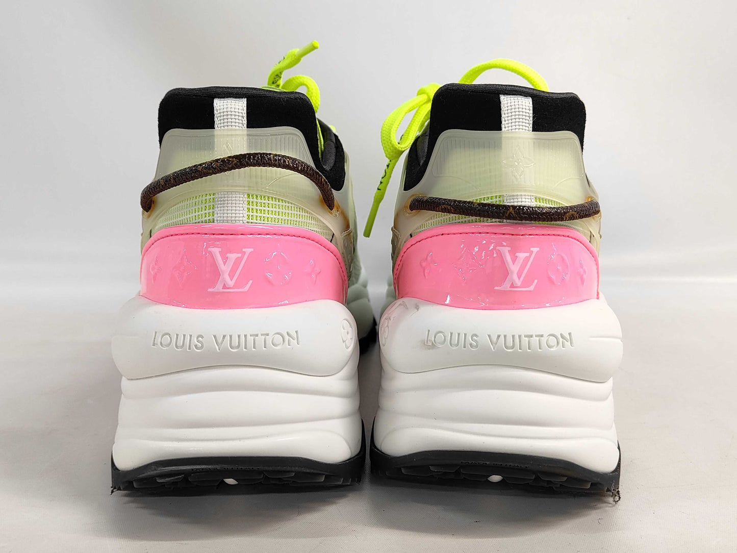 LOUIS VUITTON Run 55 Sneakers