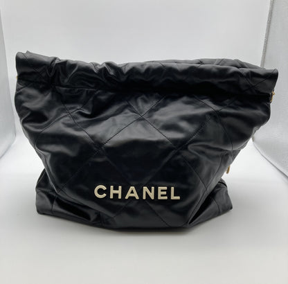 CHANEL 22 Black W35 Serial LEJ7CHGE Shoulder Bag