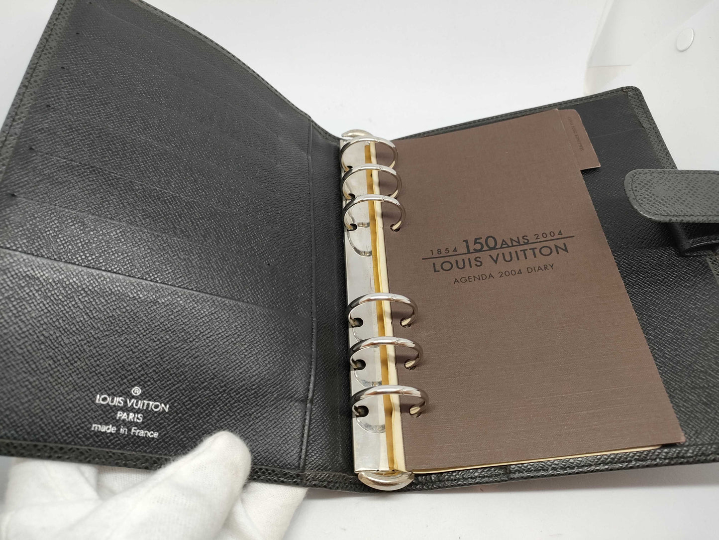 LOUIS VUITTON Taiga Agenda MM Notebook Cover