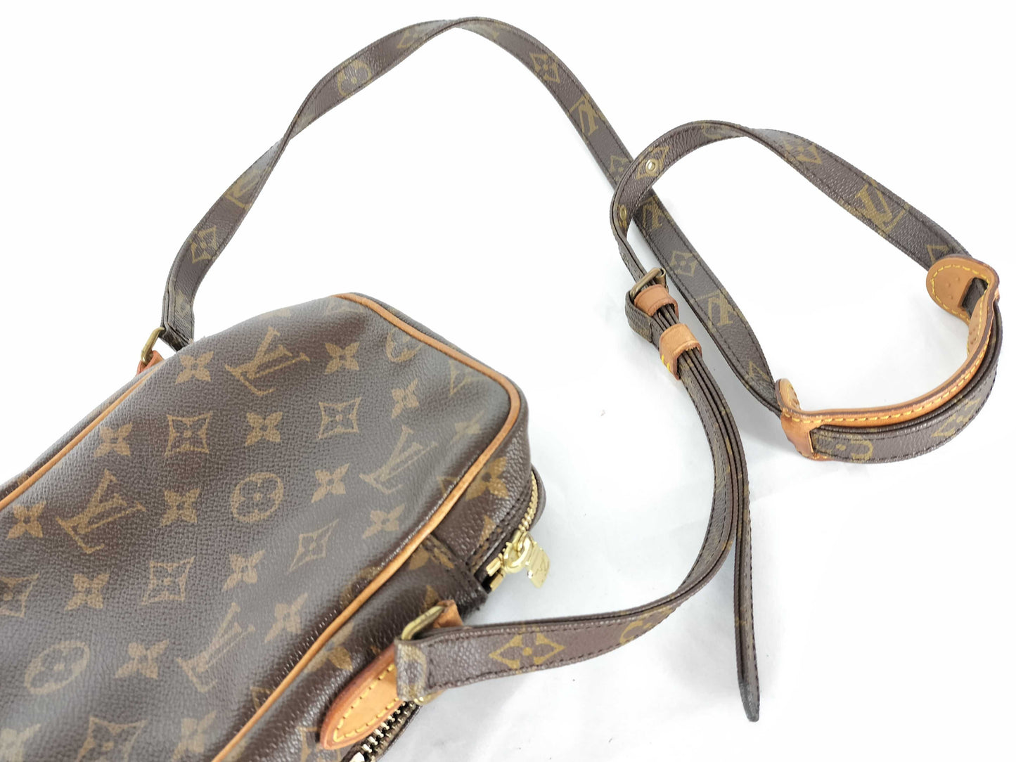 LOUIS VUITTON Monogram M45236 Amazon Shoulder Bag