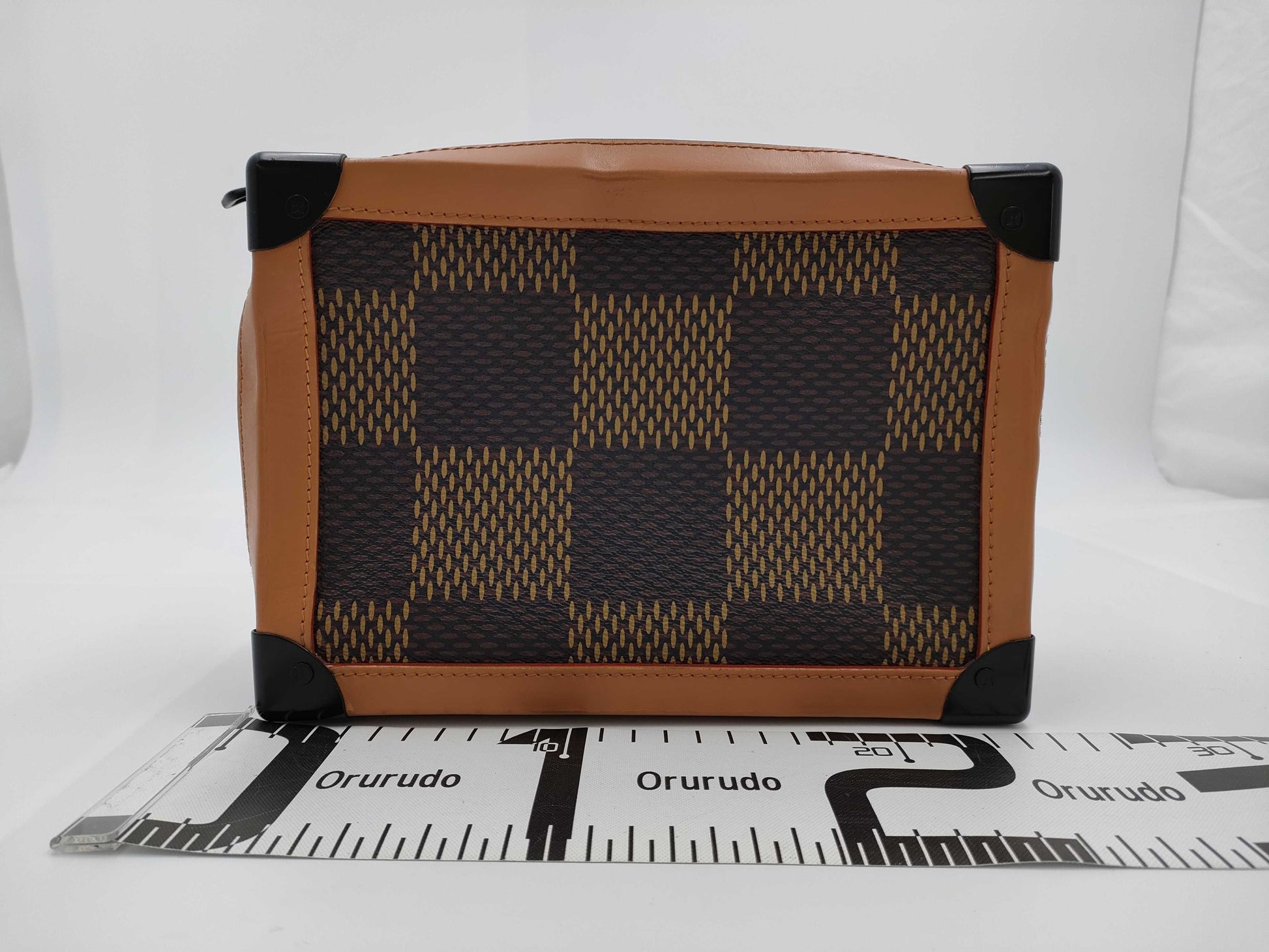 LOUIS VUITTON Louis Vuitton Box Shoulder Bag