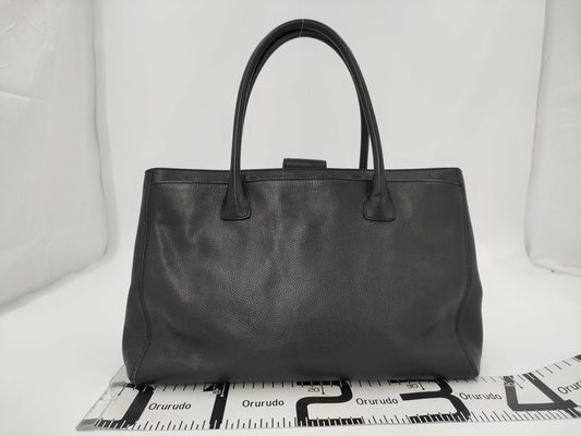 CHANEL Caviar Executive Tote Bag