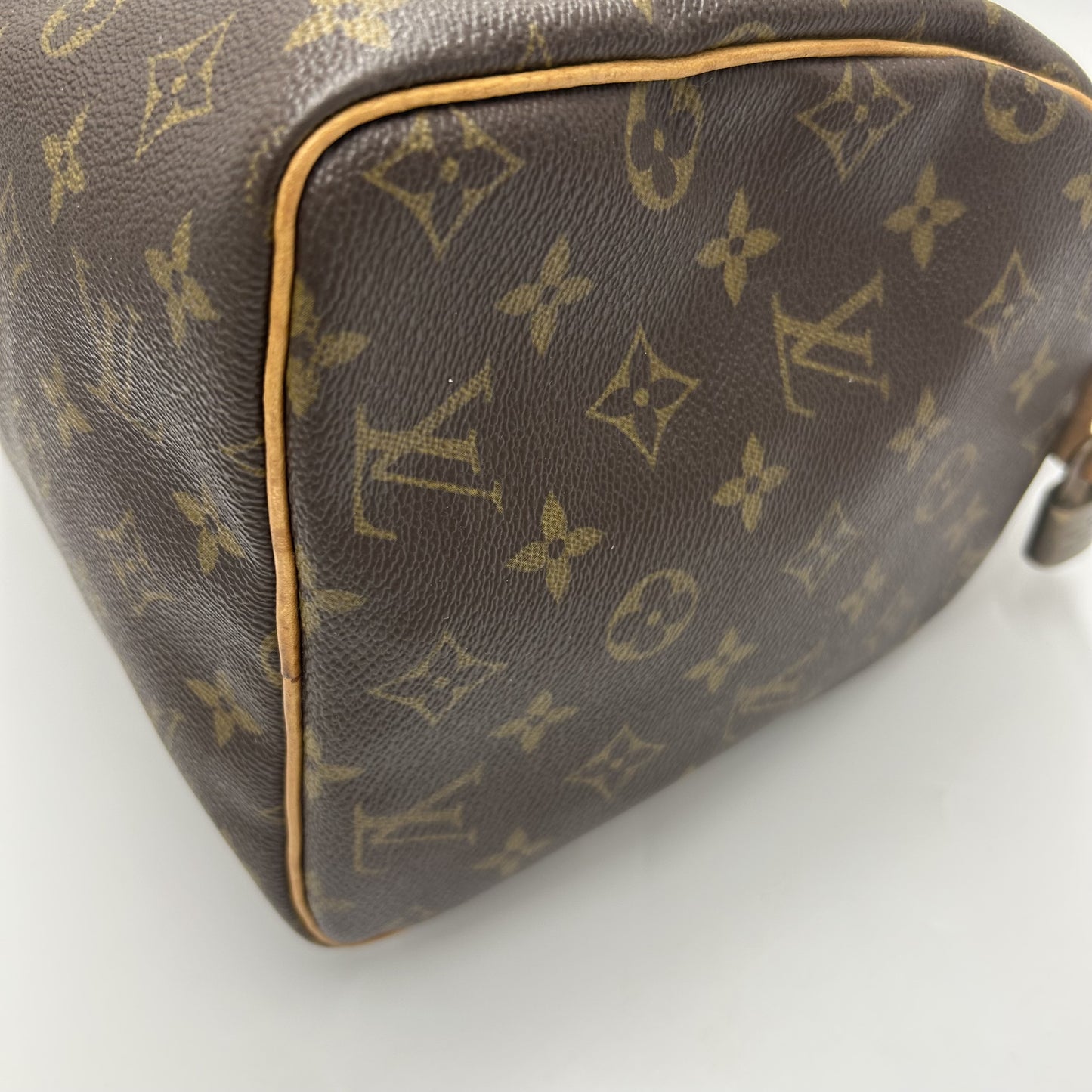 LOUIS VUITTON Speedy 30 Monogram Bag
