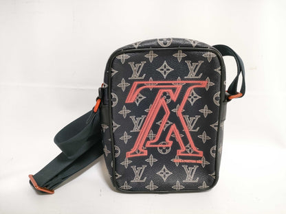 LOUIS VUITTON Louis Vuitton Monogram Camera Bag Shoulder Bag