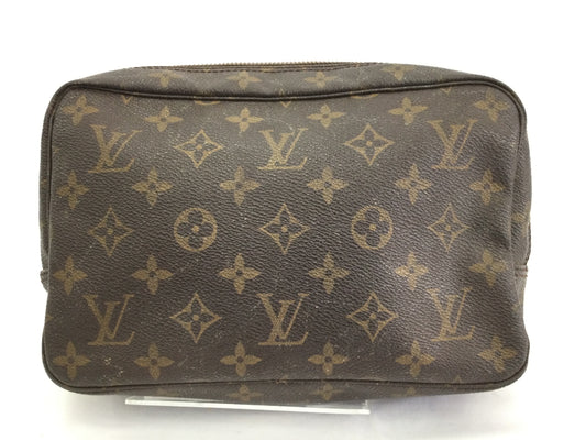 LOUIS VUITTON Truss Toilette 23 Pouch