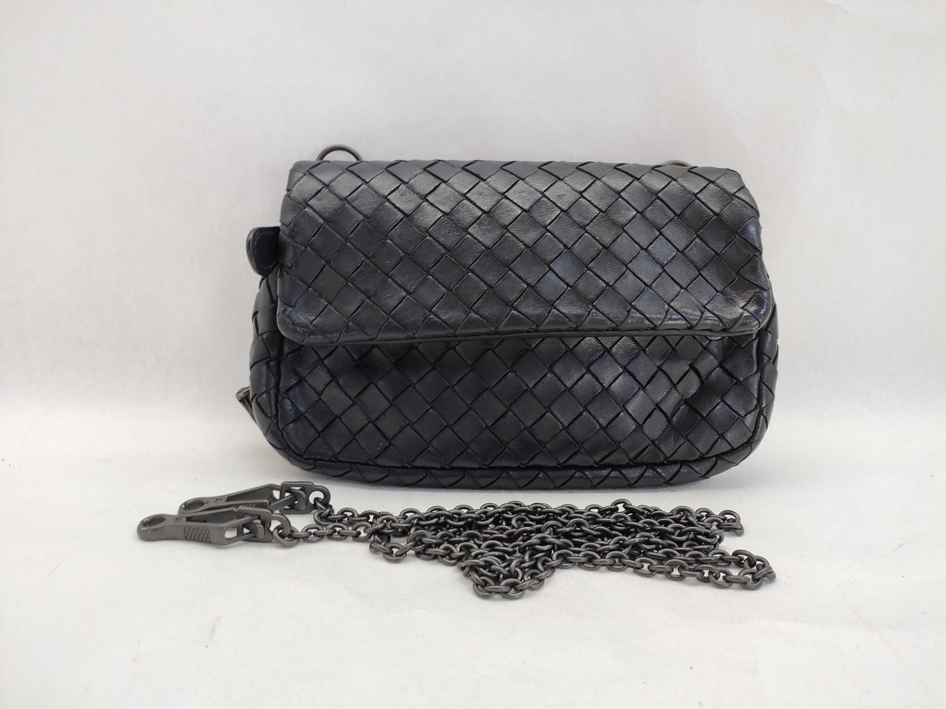 BOTTEGA VENETA Intrecciato Shoulder Bag