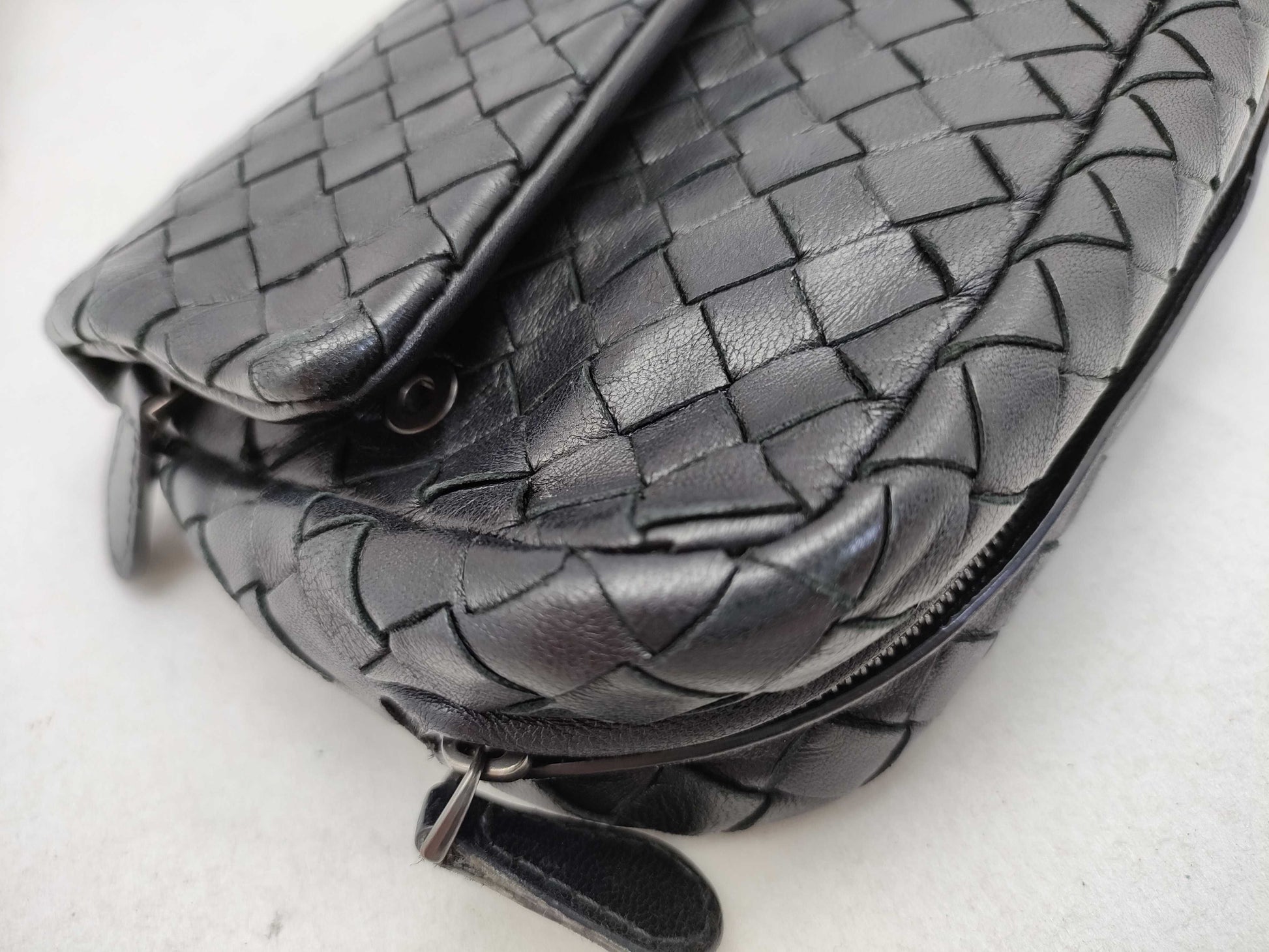 BOTTEGA VENETA Intrecciato Shoulder Bag
