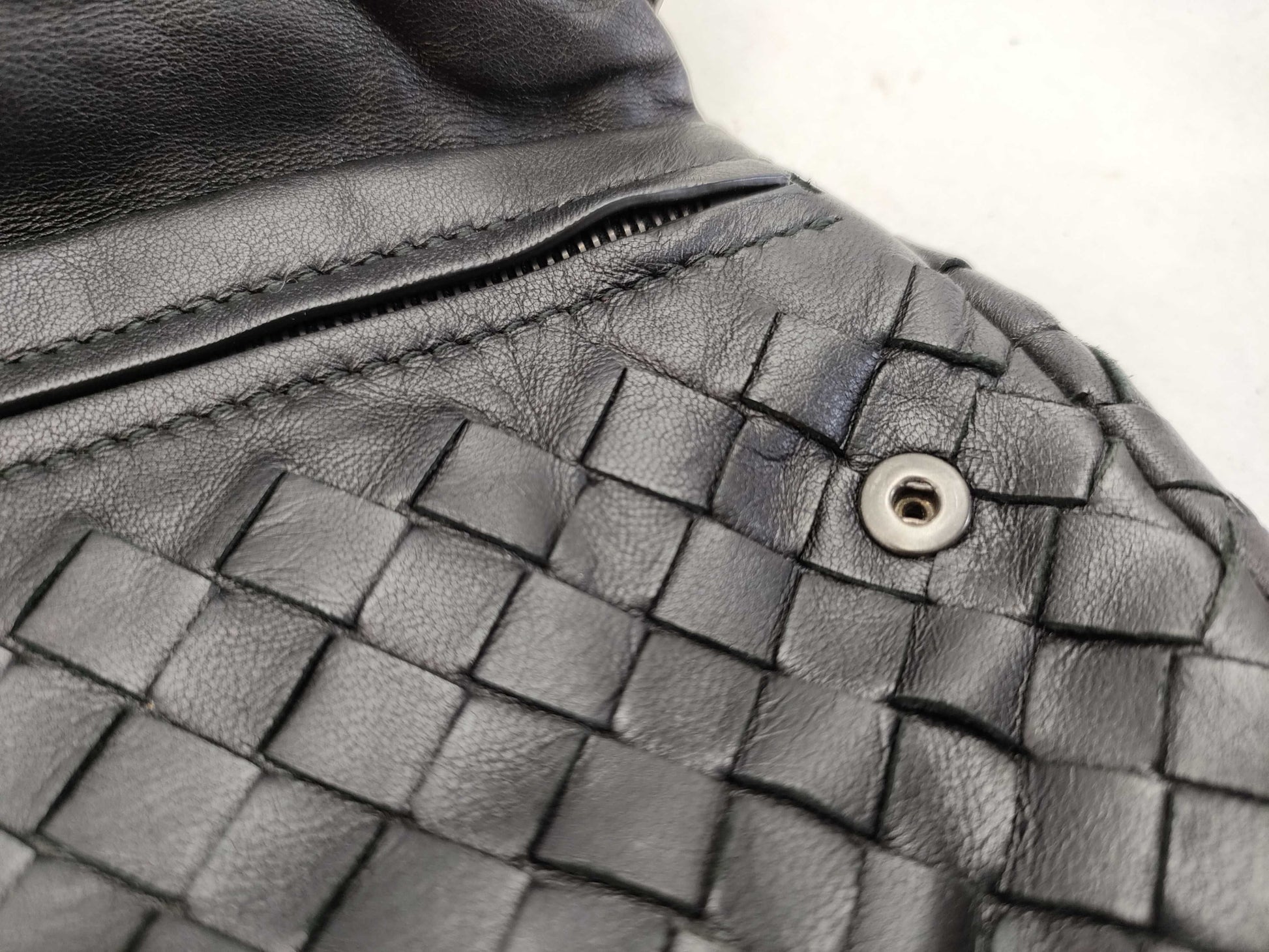 BOTTEGA VENETA Intrecciato Shoulder Bag