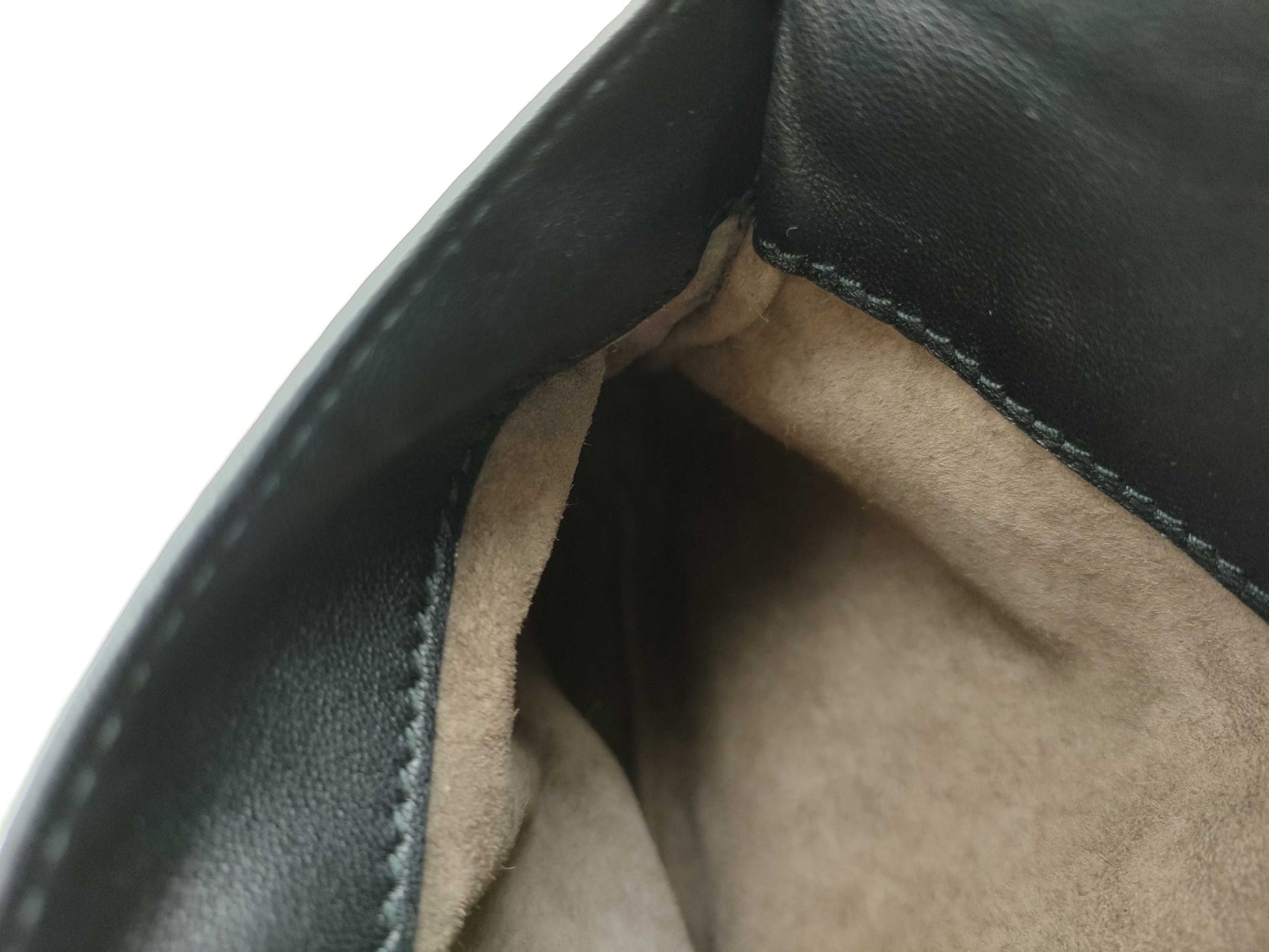 BOTTEGA VENETA Intrecciato Shoulder Bag