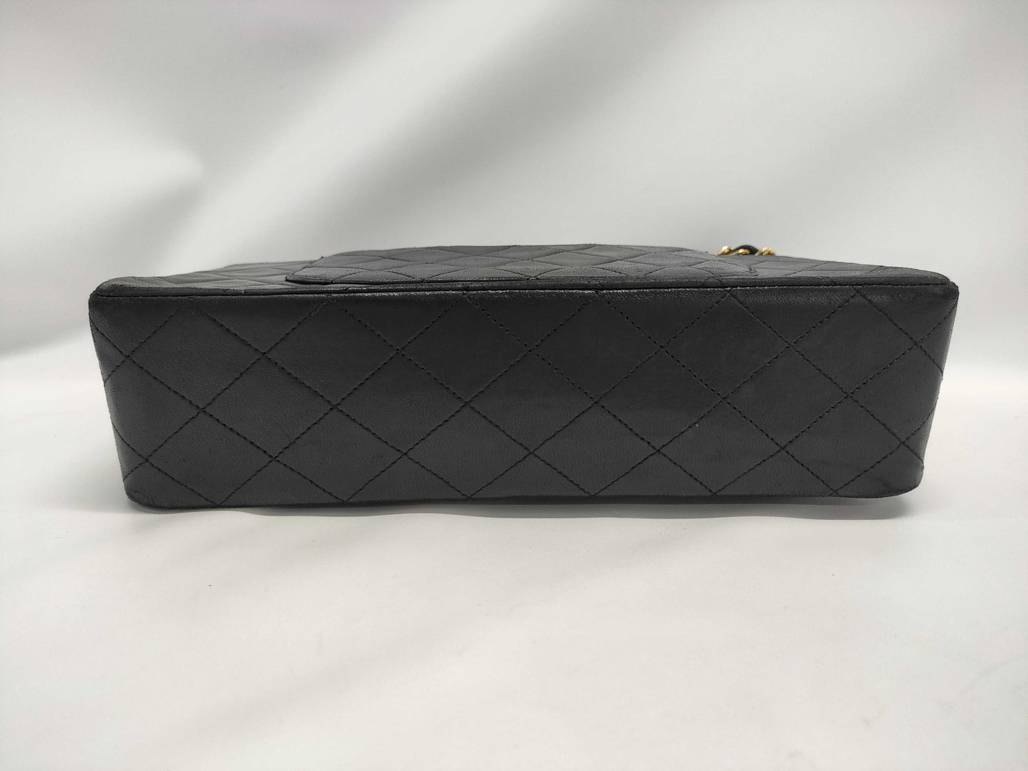 CHANEL Matelasse Chain Shoulder Bag Lambskin