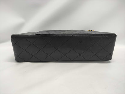 CHANEL Matelasse Chain Shoulder Bag Lambskin