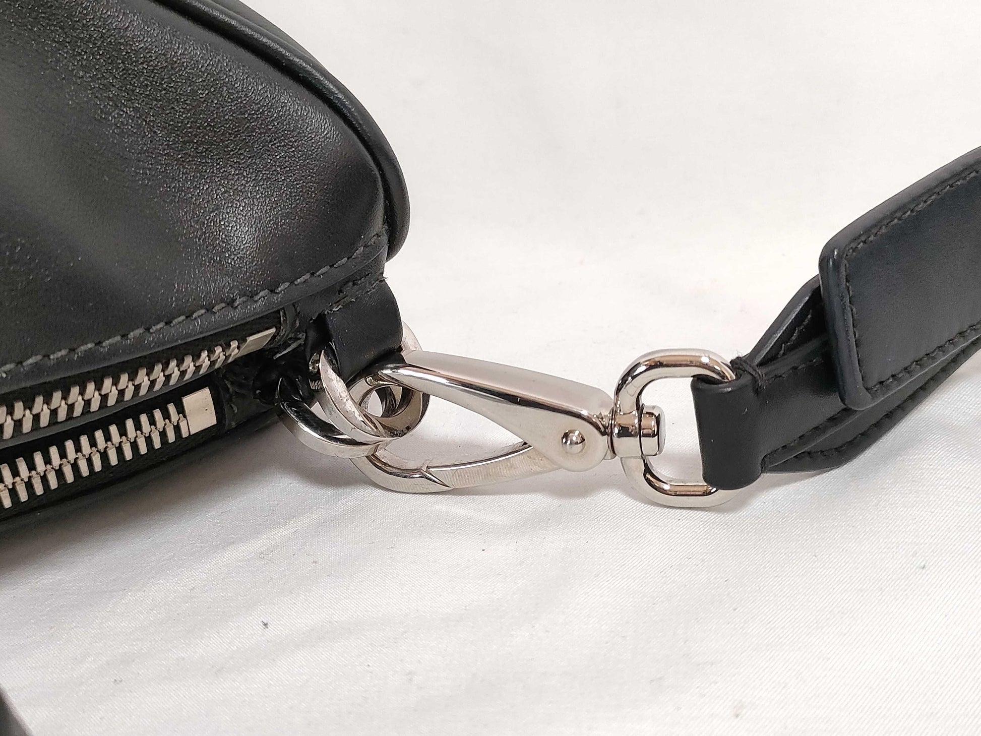 PRADA Triangle 2VH157 Shoulder Bag
