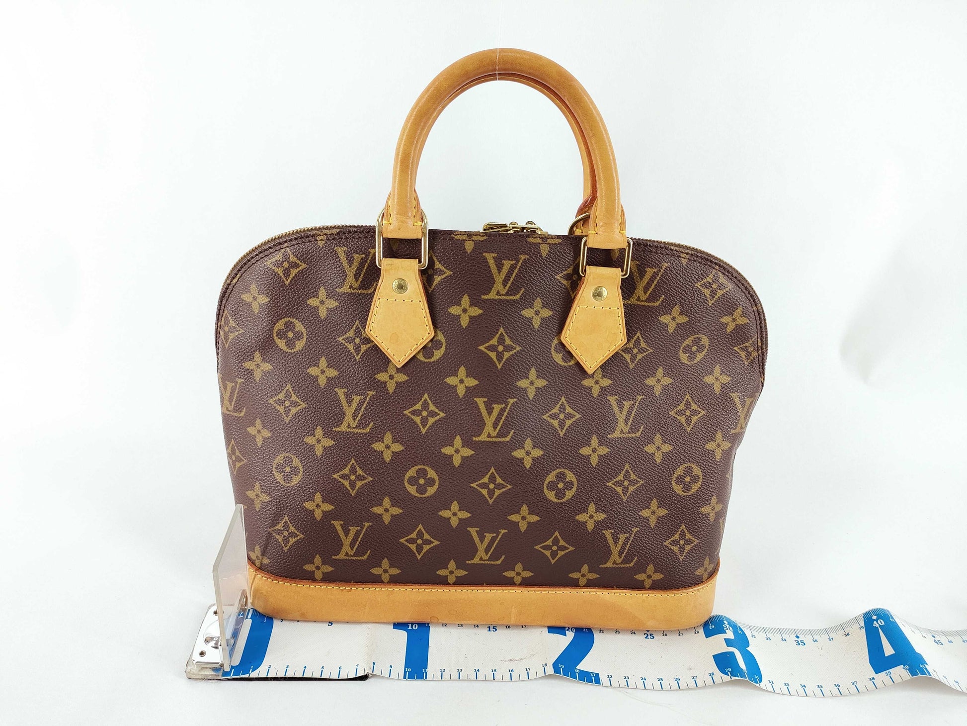 LOUIS VUITTON Louis Vuitton Monogram Alma PM Handbag M51130