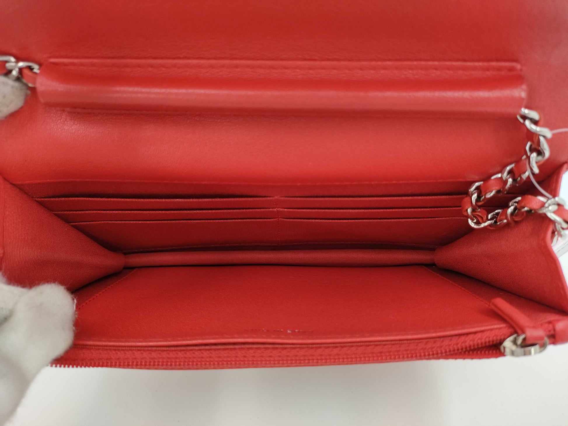 CHANEL Matelasse Chain Wallet Red/Silver Hardware Shoulder Bag