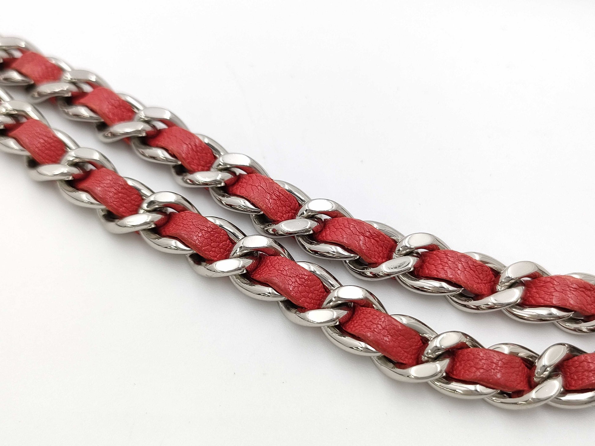 CHANEL Matelasse Chain Wallet Red/Silver Hardware Shoulder Bag
