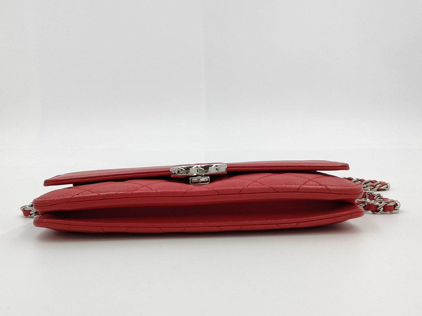 CHANEL Matelasse Chain Wallet Red/Silver Hardware Shoulder Bag