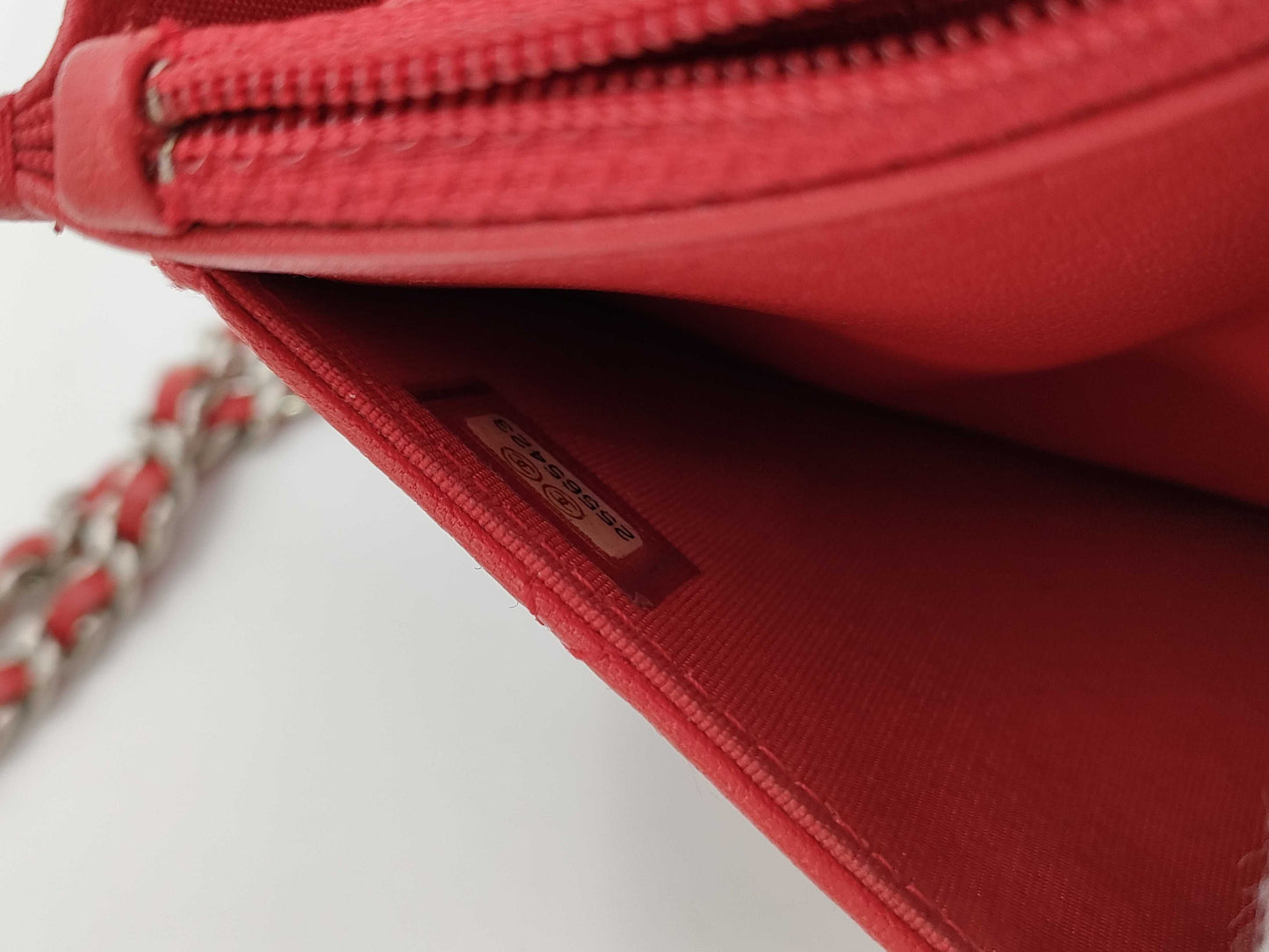 CHANEL Matelasse Chain Wallet Red/Silver Hardware Shoulder Bag