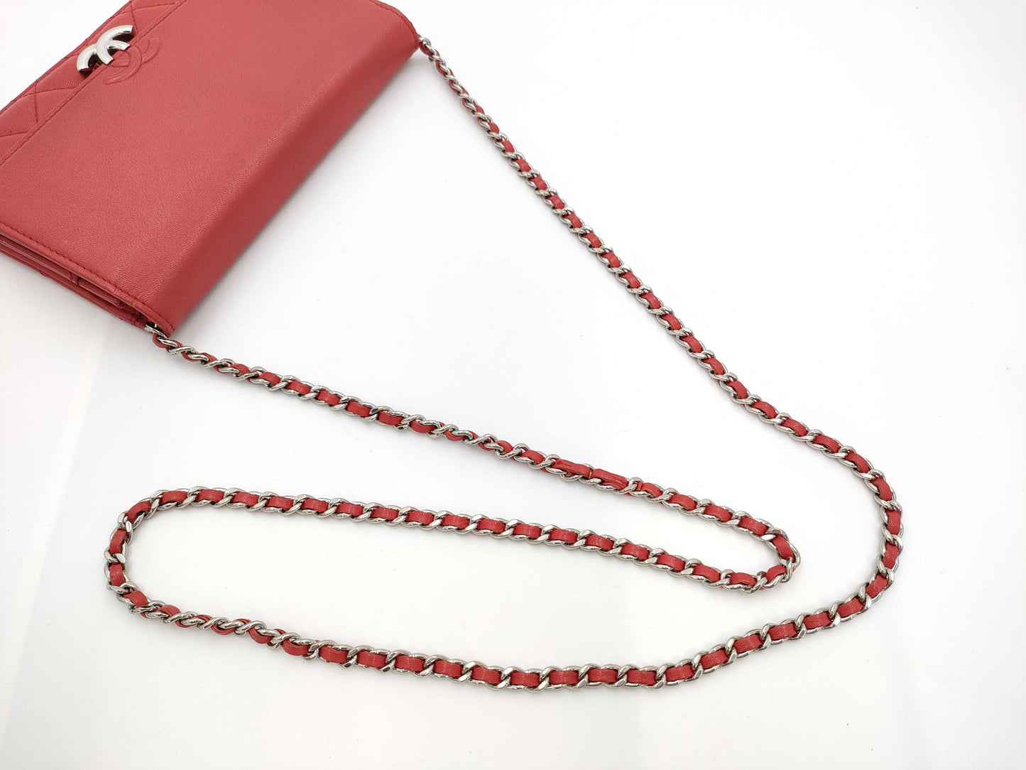 CHANEL Matelasse Chain Wallet Red/Silver Hardware Shoulder Bag