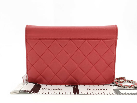 CHANEL Matelasse Chain Wallet Red/Silver Hardware Shoulder Bag