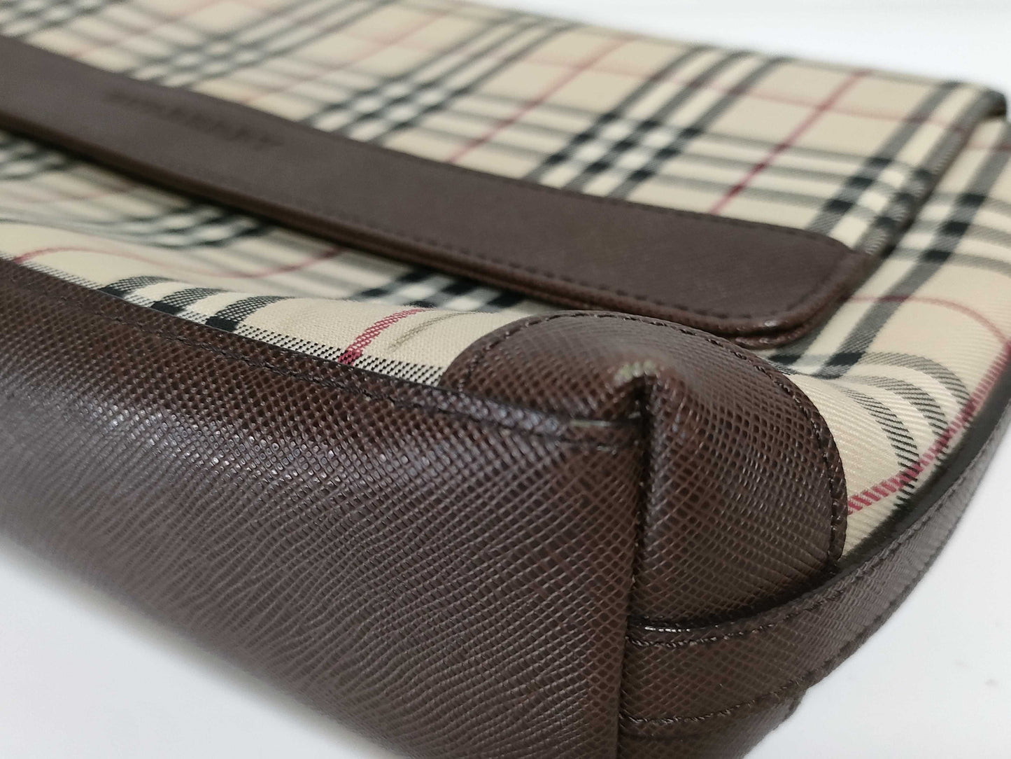 BURBERRY semi-shoulder beige checked shoulder bag
