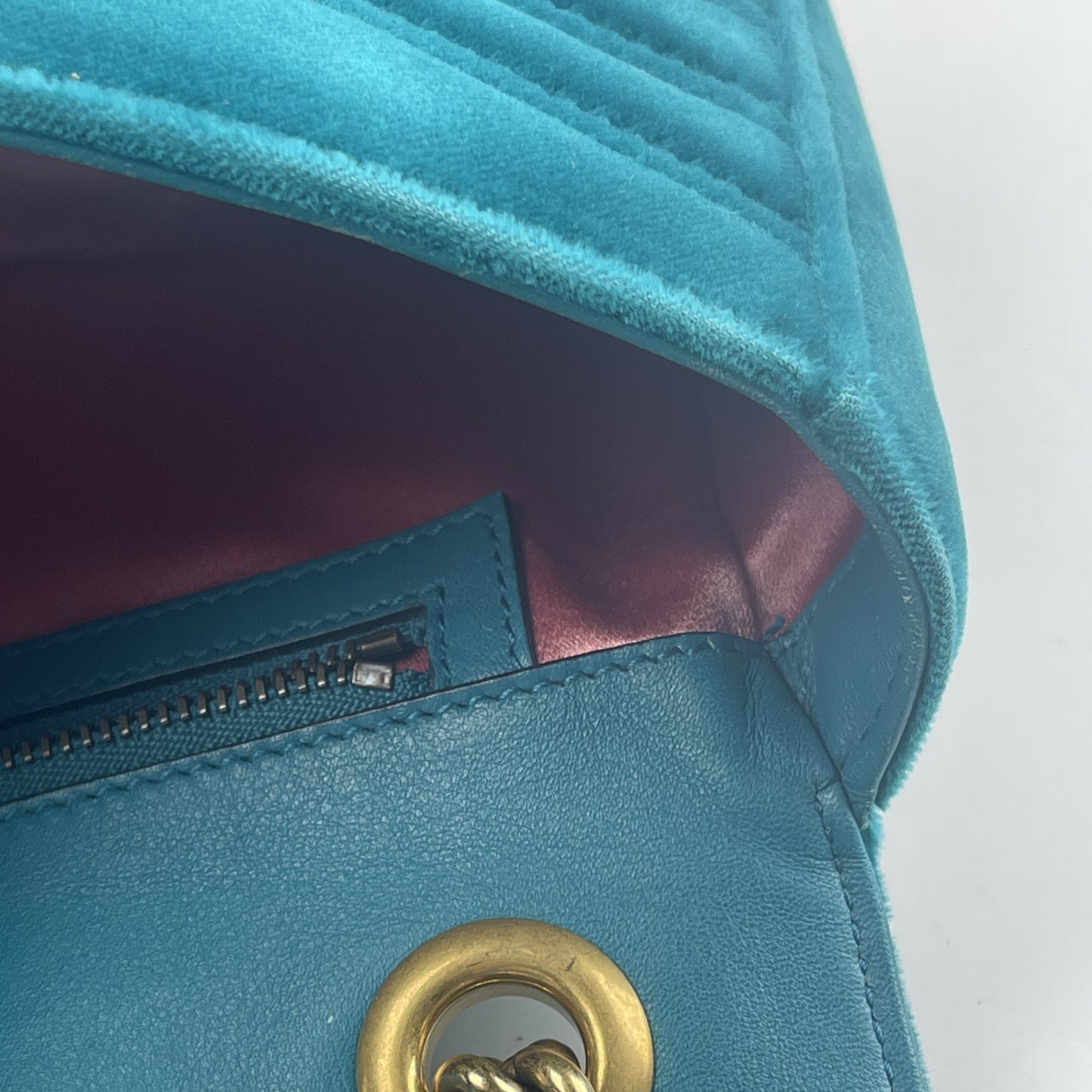 GUCCI GG Marmont Velour Chain Shoulder Bag